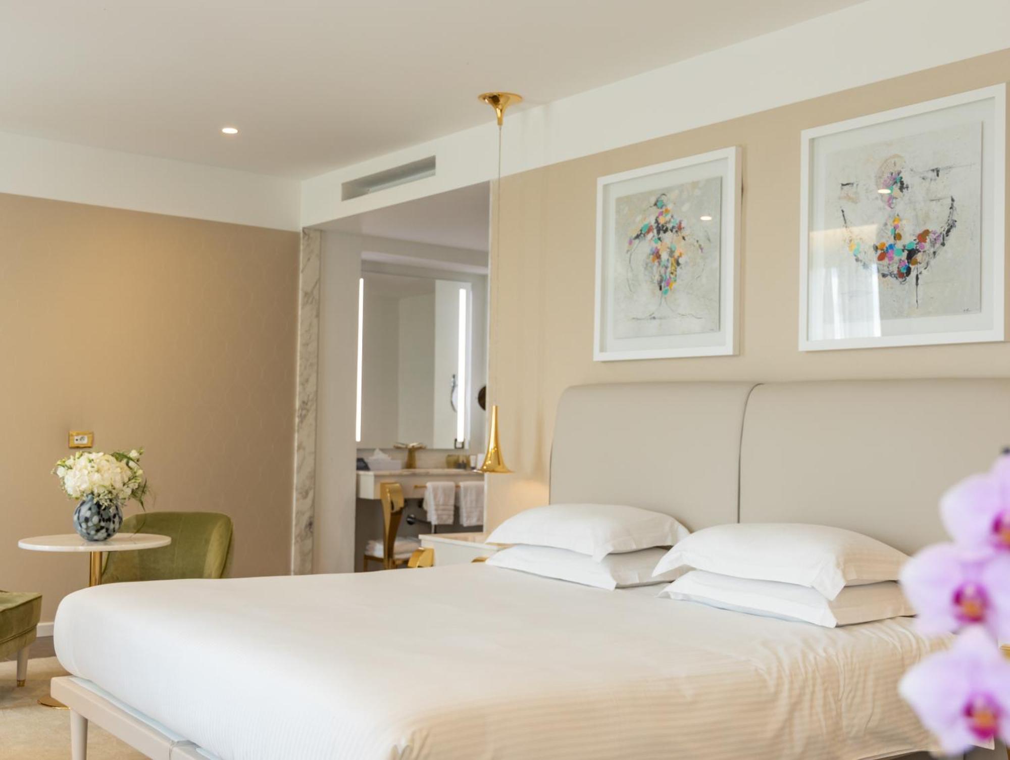 Suite Junior avec Accès Gratuit au Spa - Vue sur Rivière
