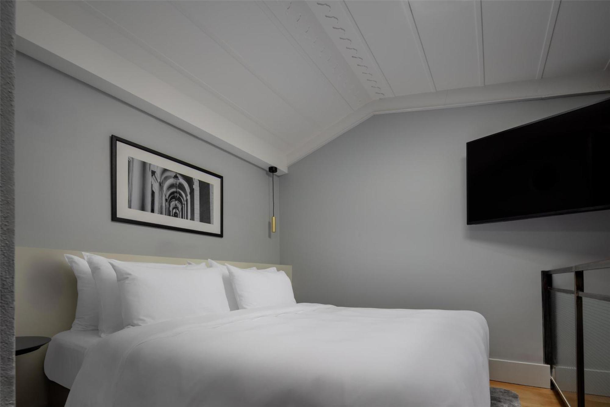 Junior Suite,1729984173:JPEG