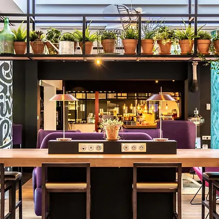 Novotel Lyon Bron-3